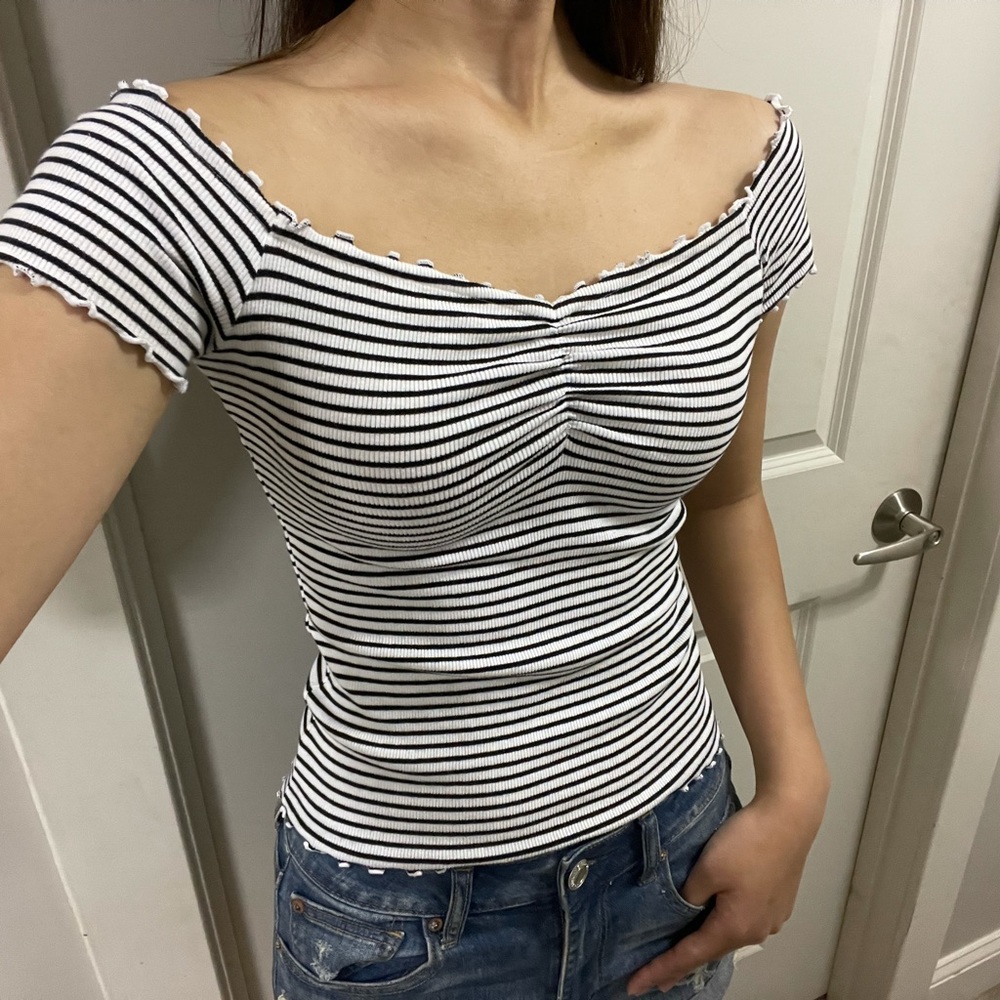 Hollister striped off shoulder top M